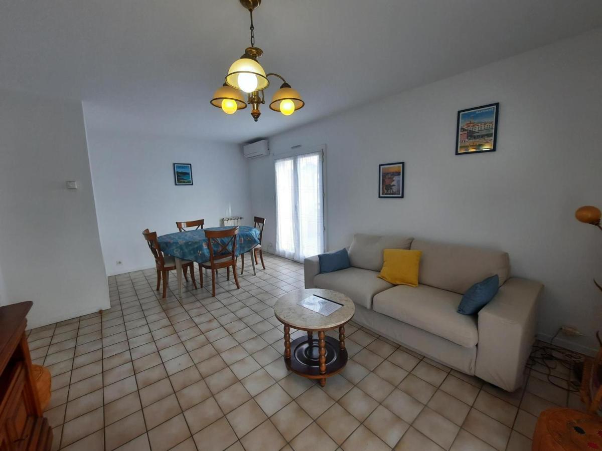 Duplex T3 Avec Terrasses Et Parking, Proche Plages Et Commerces A Anglet - Fr-1-239-859 المظهر الخارجي الصورة